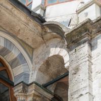 Laleli Camii - Exterior: Northeast Courtyard Entrance, Arch Detail, Transition Detail