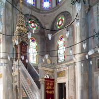 Laleli Camii - Interior: Minbar