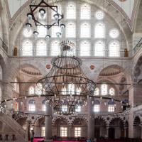 Mihrimah Sultan Camii - Interior: Central Prayer Hall, Minbar, Pendenties, Lunette, Pointed Arch Windows