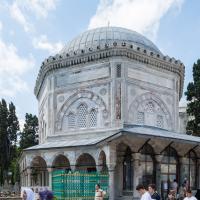 Suleymaniye Camii - Exterior: Tomb of Sultan Suleiman I