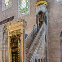 Sultan Selim Camii - Interior: Minbar