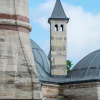 Sultan Selim Camii - Exterior: Southwest Portal, Structural Detail