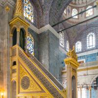 Yeni Camii - Interior: Minbar