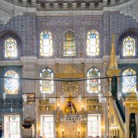 Yeni Camii - Interior: Qibla Wall; Mihrab Niche; Minbar; Inscriptions; Stained Glass