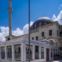 Beylerbeyi Camii - Exterior: Western Mosque Elevation, Central Dome, Northeast Minaret