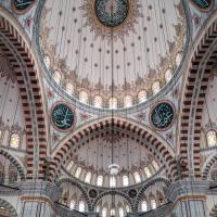 Fatih Camii - Interior: Central Dome, Pendentives, Calligraphic Medallions, Northwest Apse