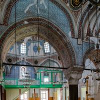 Haseki Sultan Camii - Interior: Central Prayer Area Facing East
