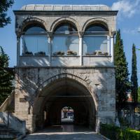 Hekimoglu Ali Pasha Camii - Exterior: Northwestern Courtyard Gate