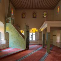 Kefeli Mescidi                      - Interior: Central Prayer Area Facing South