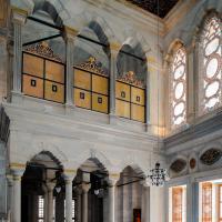 Nuruosmaniye Camii - Interior: Central Prayer Hall Facing East, Sultan's Loge
