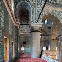 Sultan Ahmed Camii - Interior: Southwest Gallery Facing Northwest