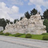 Revolutionary Martyrs' Cemetery on Mt. Taesong - Detail: Sculpture of Revolutionaries