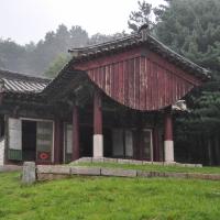 King Kongmin Tomb - Exterior View