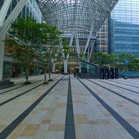 Tokyo Midtown - Exterior: Plaza