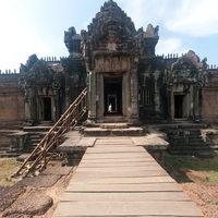 Angkor - Exterior: Entry Tower 