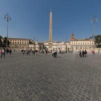 Piazza del Popolo - Exterior: View from center of square
