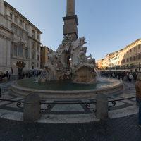 Fontana dei Quattro Fiumi - Exterior: View from South