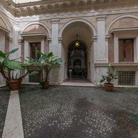 Palazzo Baldassini - Interior: Courtyard