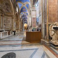 Basilica of Sant'Agostino - Interior: Right aisle