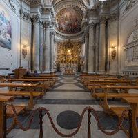 Santa Maria in Campitelli - Interior: Crossing