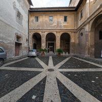 Santi Quattro Coronati - Exterior courtyard