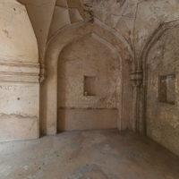 Tomb of Fatima Sultana - Exterior: Qibla