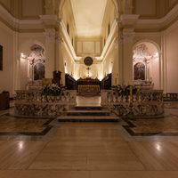 Basilica Cattedrale della Visitazione e San Giovanni Battista - Interior: High Altar and Nave