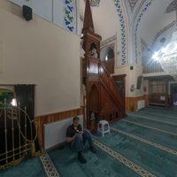 Atik Mustafa Pasa Camii - Interior view: Mihrab and altar