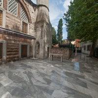 Ivaz Efendi Camii - Exterior: Courtyard