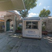 Kilic Ali Pasha Camii - Exterior: Courtyard