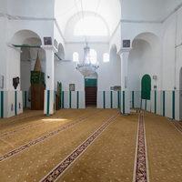 Vefa Kilise Camii - Interior: Main prayer area