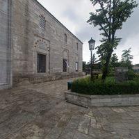 Sultan Selim Camii - Exterior: Courtyard facade