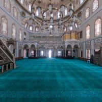 Beylerbeyi Camii - Interior: Central Prayer Hall, Southeast Wall