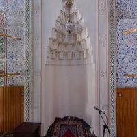 Haseki Sultan Camii - Interior: Central Prayer Hall, Southeast Wall