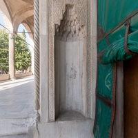 Hekimoglu Ali Pasha Camii - Exterior: Northwest Portico