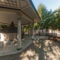 Nisanci Mehmet Pasha Camii - Exterior: Northwest Courtyard