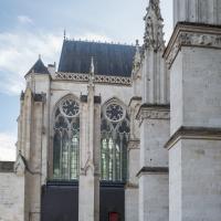  Cathedrale Notre-Dame - Exterior: upper nave, northwest transept facade