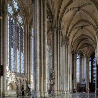  Cathedrale Notre-Dame - Interior: north ambulatory looking east