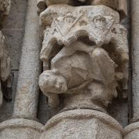  Cathedrale Notre-Dame - Detail: north transept, Saint-Honore portal misc. sculptures