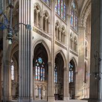 Eglise Saint-Remi - Interior: east choir 