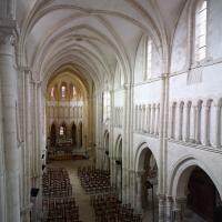 Église Saint-Pierre de Bar-sur-Aube - Interior, nave looking east, triforium level