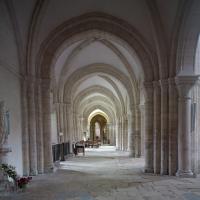 Église Saint-Pierre de Bar-sur-Aube - Interior, north nave aisle looking east