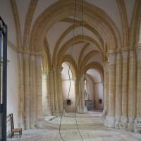 Église Saint-Pierre de Bar-sur-Aube - Interior, north nave aisle looking east toward ambulatory