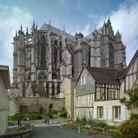 Cathédrale Saint-Pierre de Beauvais - Exterior, distant view from the north east