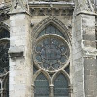 Cathédrale Saint-Pierre de Beauvais - Exterior, chevet, radiating chapel window, south