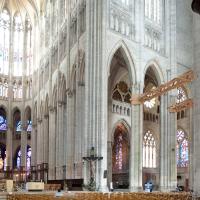 Cathédrale Saint-Pierre de Beauvais - Interior, chevet and south transept