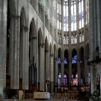 Cathédrale Saint-Pierre de Beauvais - Interior, chevet, north arcade and hemicycle