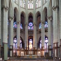 Cathédrale Saint-Pierre de Beauvais - Interior, chevet, hemicycle arcade