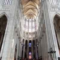 Cathédrale Saint-Pierre de Beauvais - Interior, chevet and east side of transept 