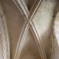 Église Saint-Lucien de Bury - Interior, north nave aisle ribbed vaults